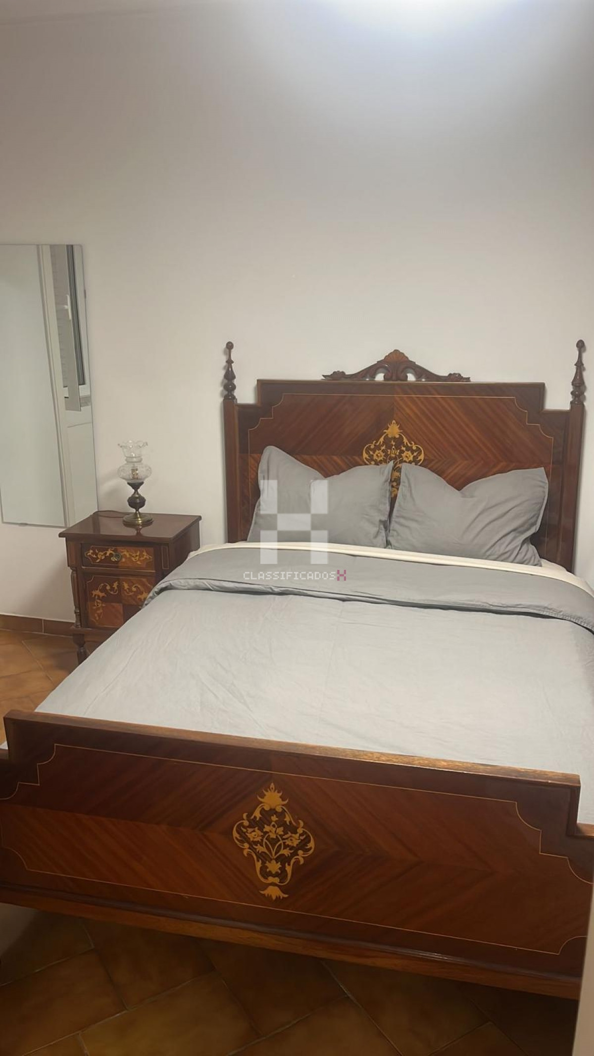 19/e4mT-quarto-lisboa-av-liberdade.jpeg