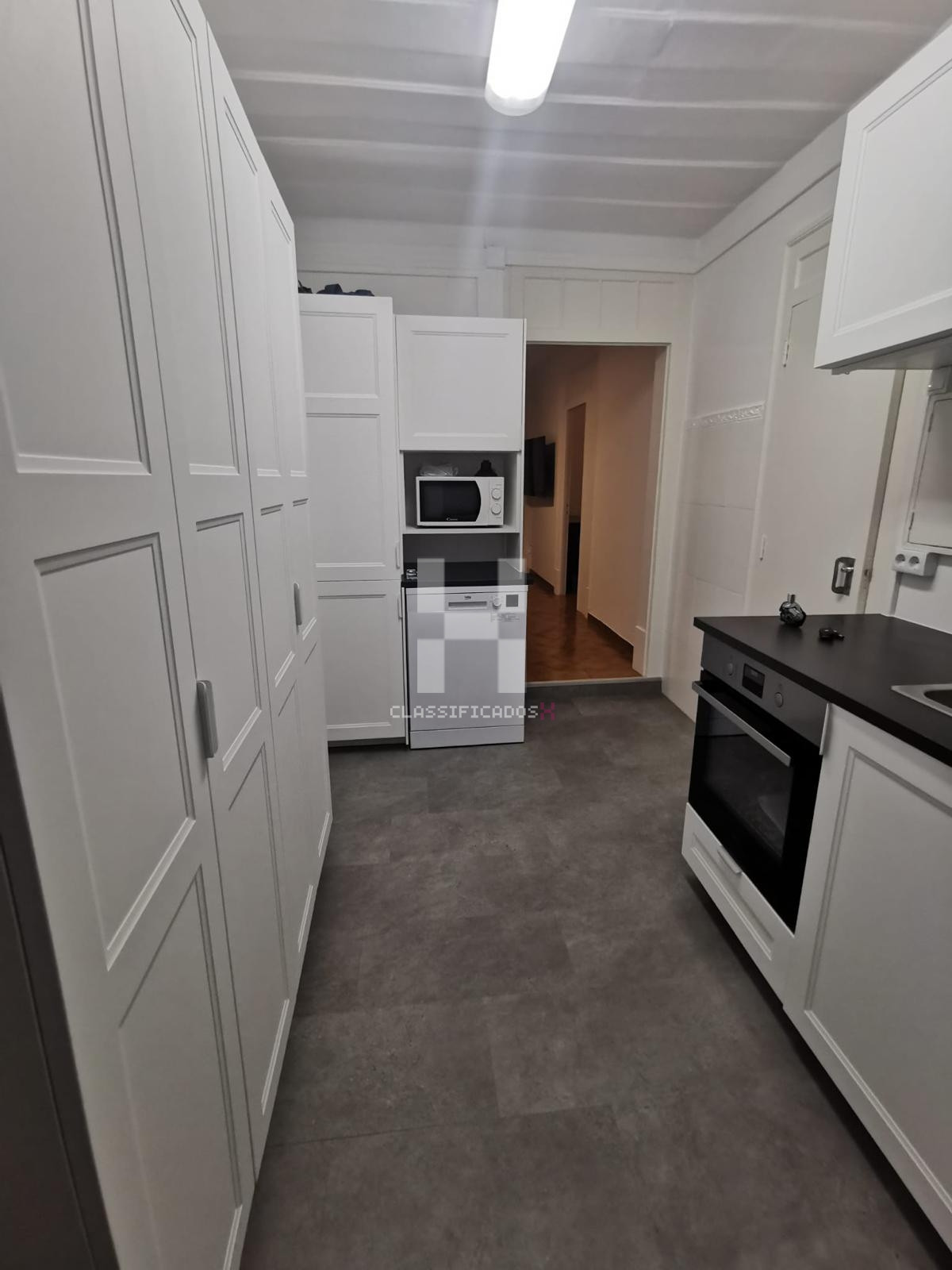 19/gnmy-quarto-lisboa-av-liberdade.jpeg