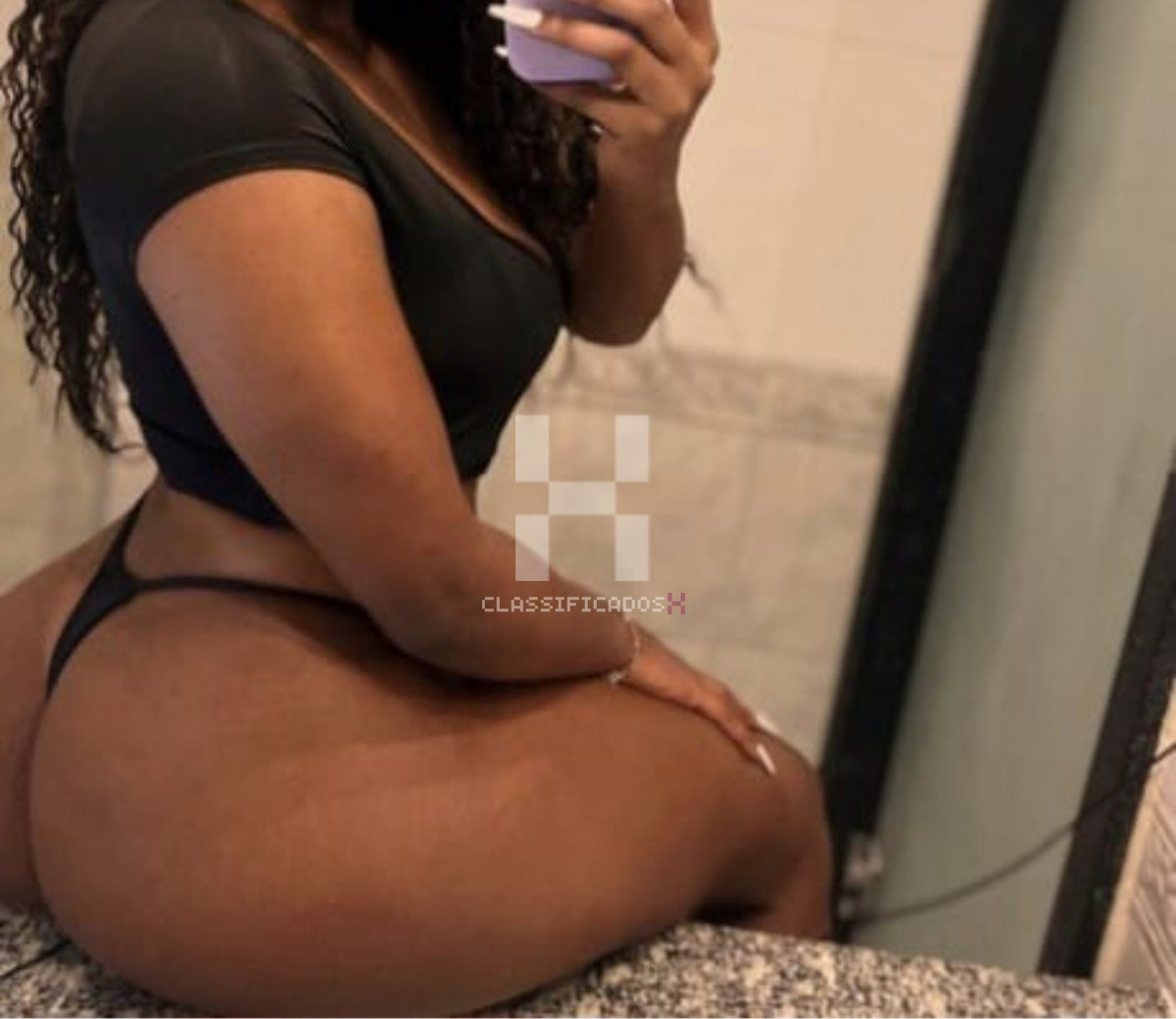 42/8TpX-yara-silva.jpeg